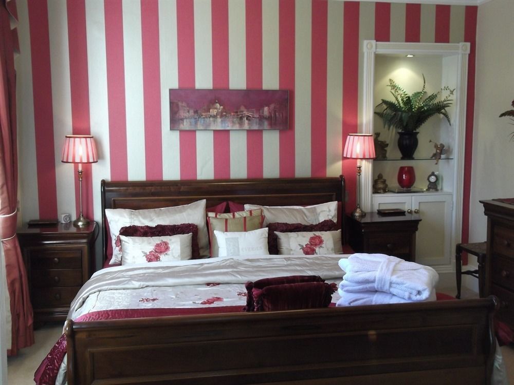 Holly House Bed And Breakfast And Apartments Hereford Ngoại thất bức ảnh