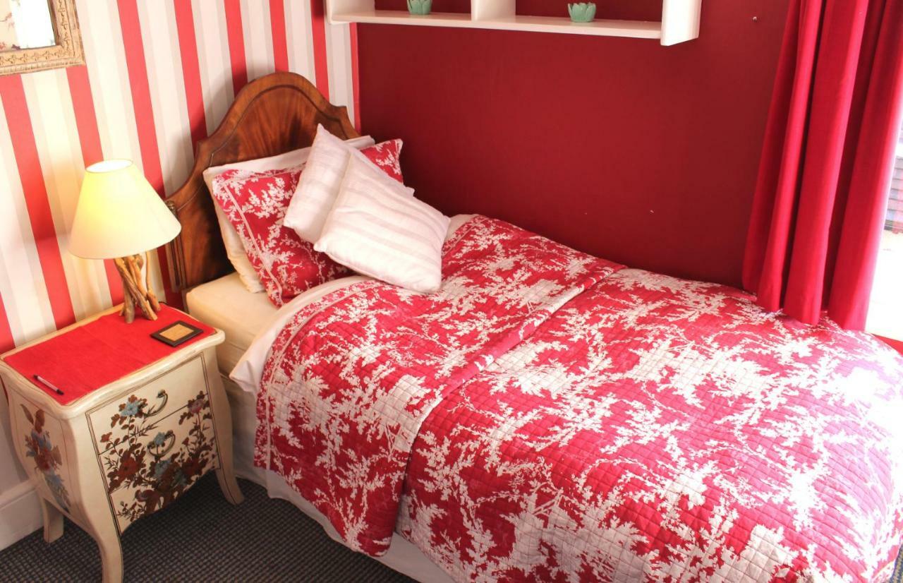 Holly House Bed And Breakfast And Apartments Hereford Ngoại thất bức ảnh